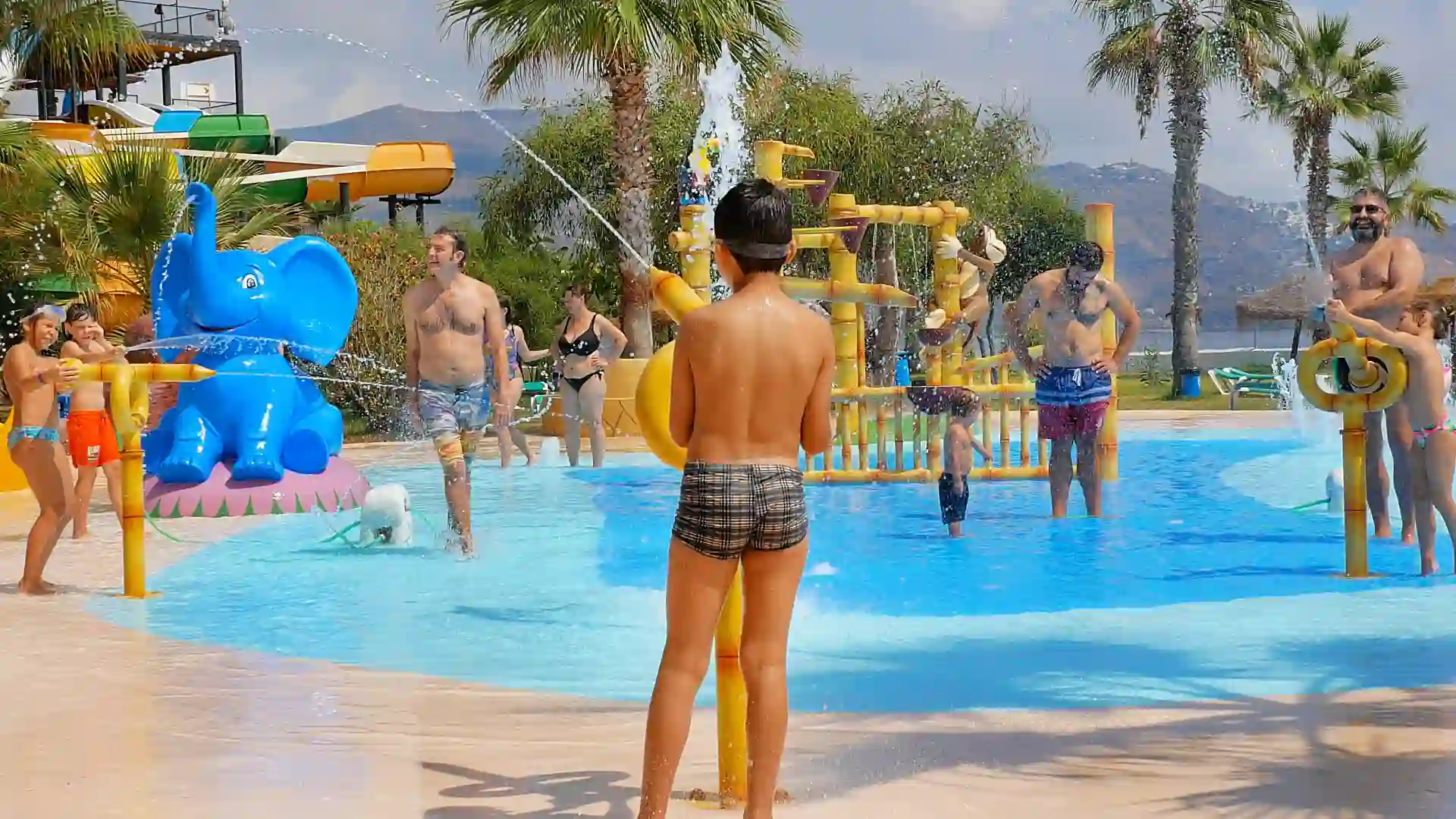 Parque Acuático Aquatropic en Almuñécar
