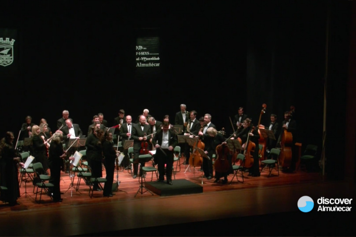 concierto-año-nuevo-2014-almuñecar