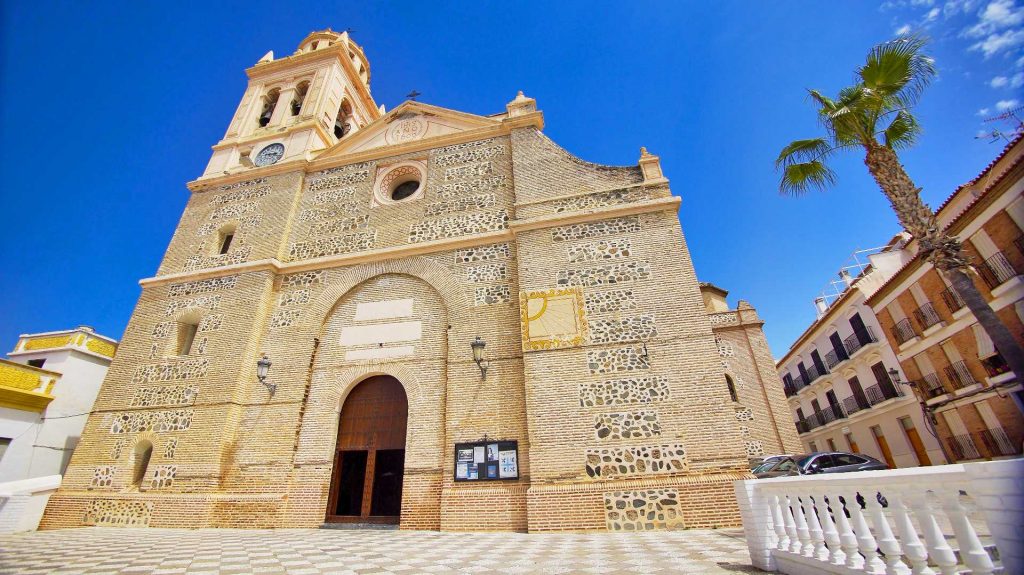 Fachada Iglesia de la Encanación Almuñécar